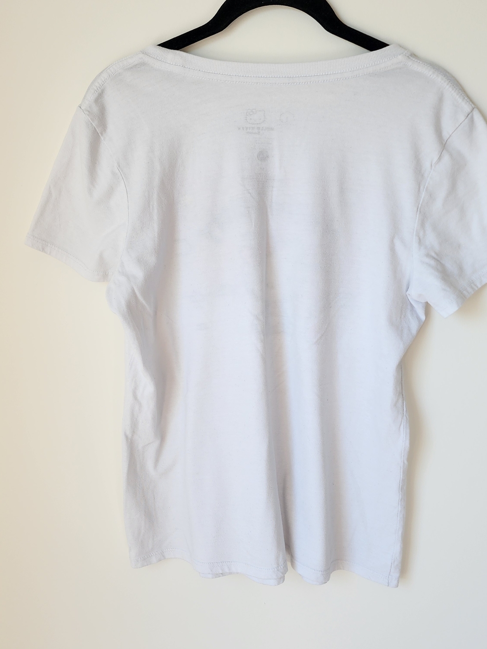 Hello Kitty Graphic Tee - Picture 9 of 12